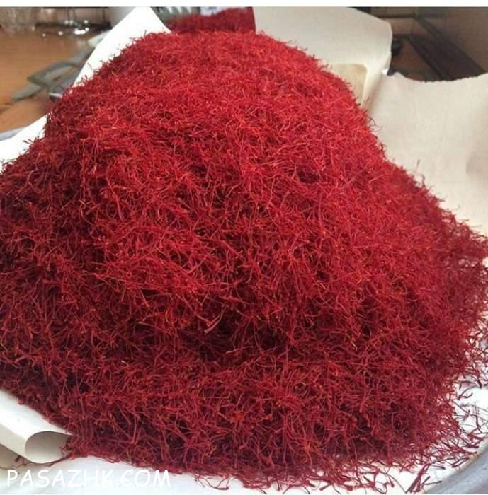 زعفران نگین و شبه نگین